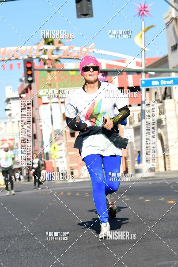 Buy your photos of the eventThe Color Run | Las Vegas on Fotop