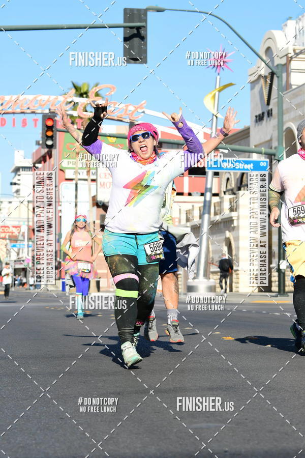 Buy your photos of the eventThe Color Run | Las Vegas on Fotop