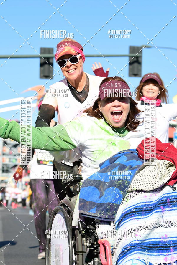 Buy your photos of the eventThe Color Run | Las Vegas on Fotop