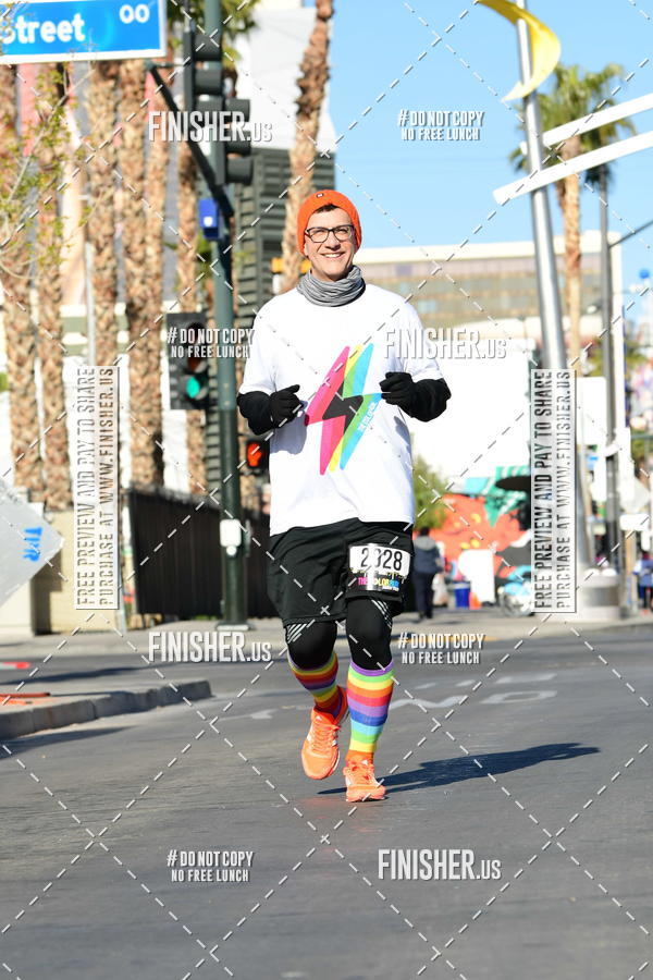 Buy your photos of the eventThe Color Run | Las Vegas on Fotop