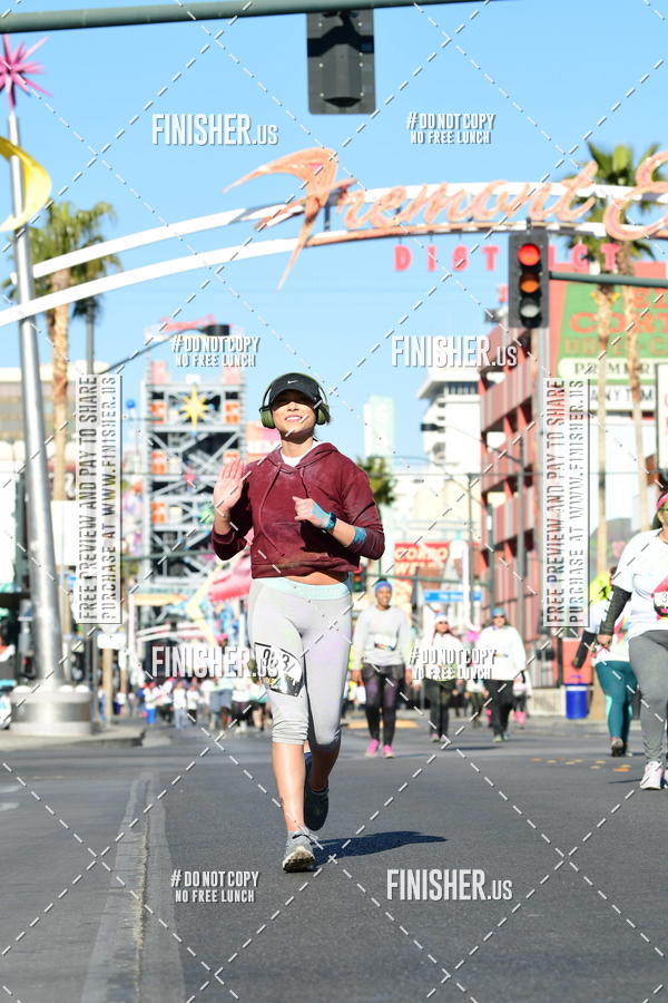 Buy your photos of the eventThe Color Run | Las Vegas on Fotop