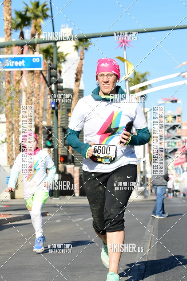 Buy your photos of the eventThe Color Run | Las Vegas on Fotop