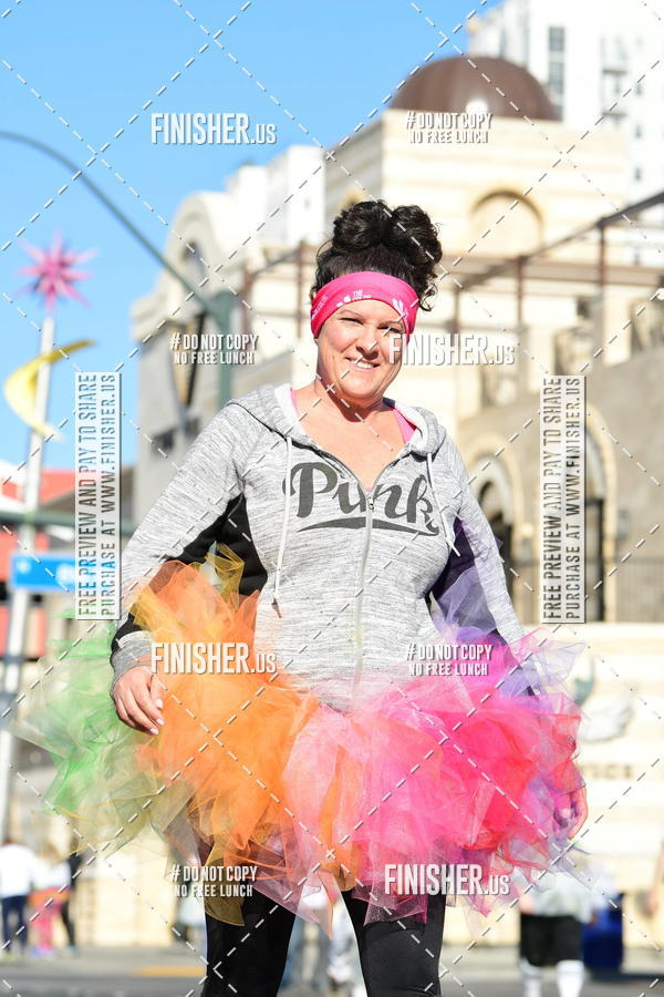 Buy your photos of the eventThe Color Run | Las Vegas on Fotop
