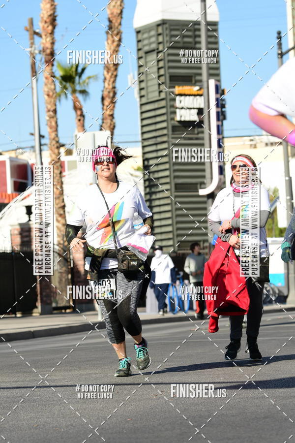 Buy your photos of the eventThe Color Run | Las Vegas on Fotop