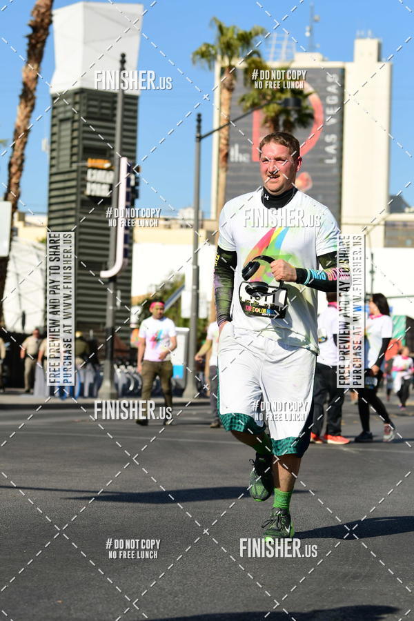 Buy your photos of the eventThe Color Run | Las Vegas on Fotop