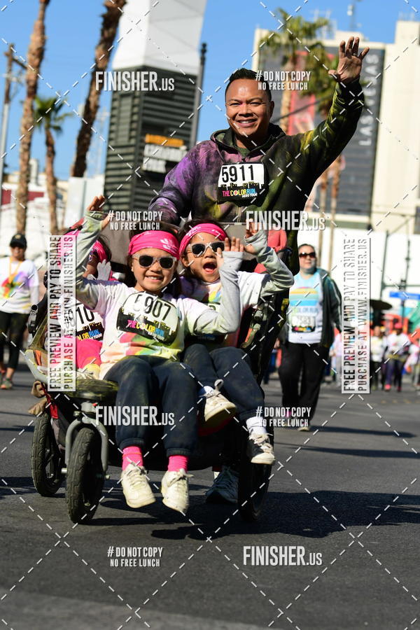 Buy your photos of the eventThe Color Run | Las Vegas on Fotop