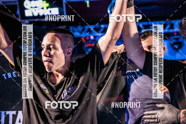 Buy your photos of the eventHONOR FC SUMAR SP  on Fotop