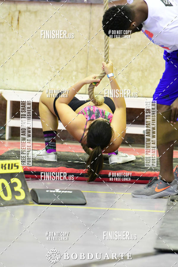 Buy your photos of the eventCrossFit Selection on Fotop