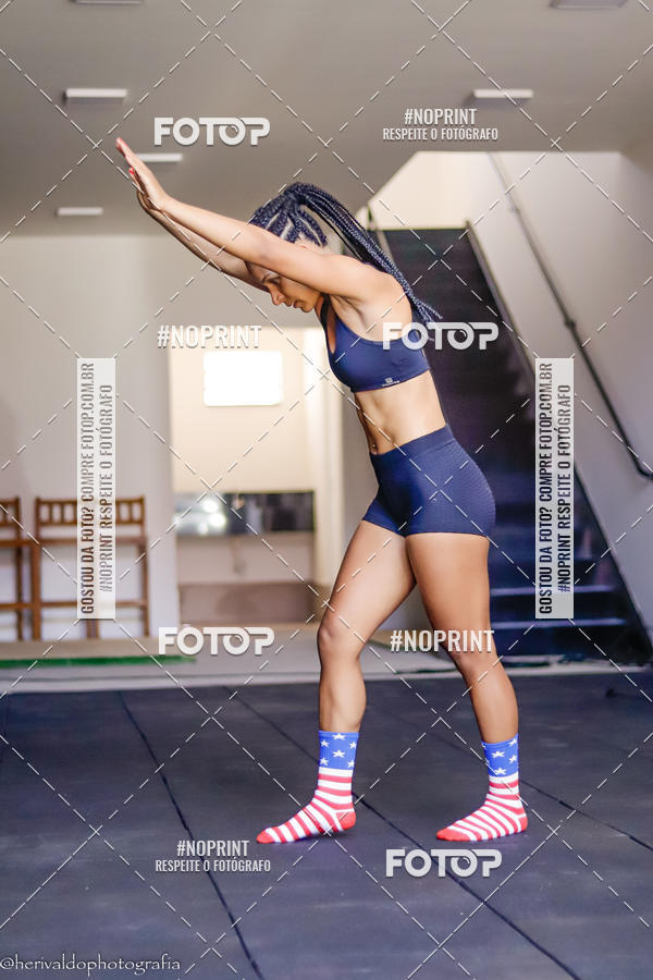Buy your photos of the eventCROSSFIT ASSIS-SP FBIO E POLLYANA on Fotop