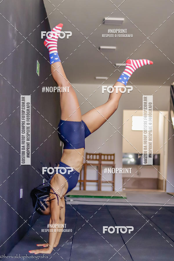 Buy your photos of the eventCROSSFIT ASSIS-SP FBIO E POLLYANA on Fotop