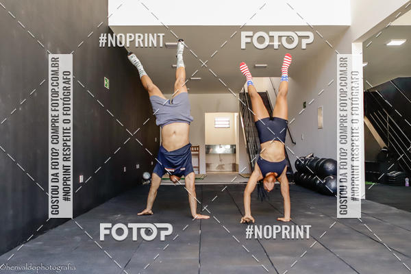 Buy your photos of the eventCROSSFIT ASSIS-SP FBIO E POLLYANA on Fotop