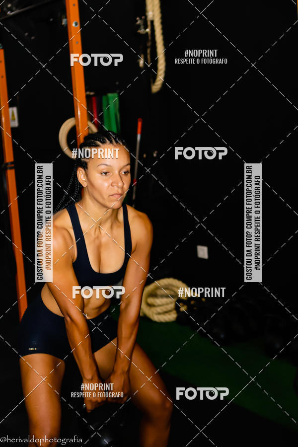 Buy your photos of the eventCROSSFIT ASSIS-SP FBIO E POLLYANA on Fotop