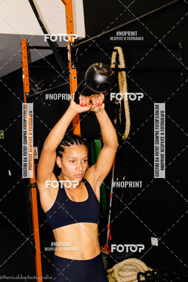 Buy your photos of the eventCROSSFIT ASSIS-SP FBIO E POLLYANA on Fotop