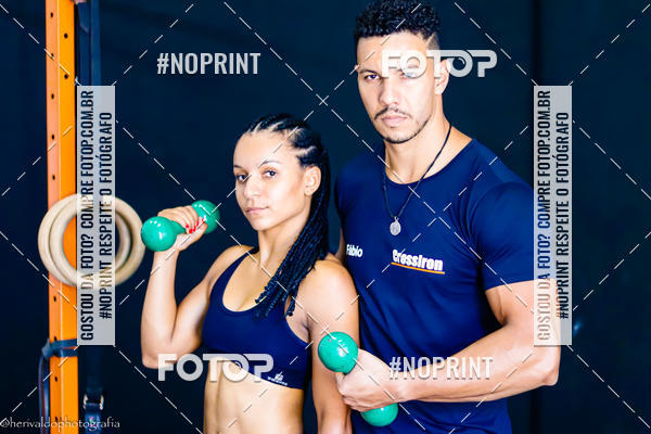 Buy your photos of the eventCROSSFIT ASSIS-SP FBIO E POLLYANA on Fotop