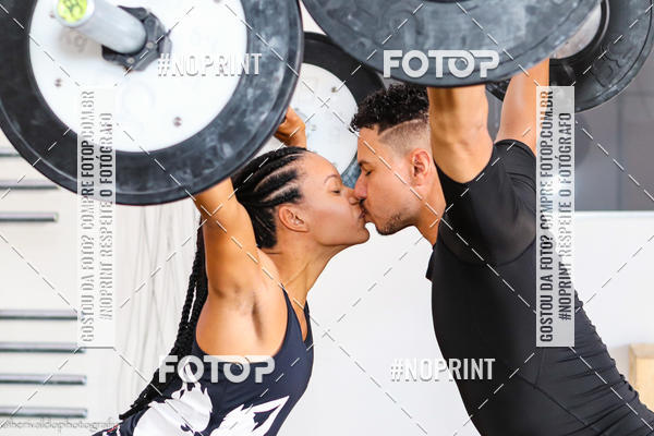 Buy your photos of the eventCROSSFIT ASSIS-SP FBIO E POLLYANA on Fotop