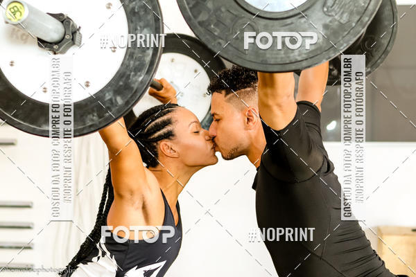 Buy your photos of the eventCROSSFIT ASSIS-SP FBIO E POLLYANA on Fotop