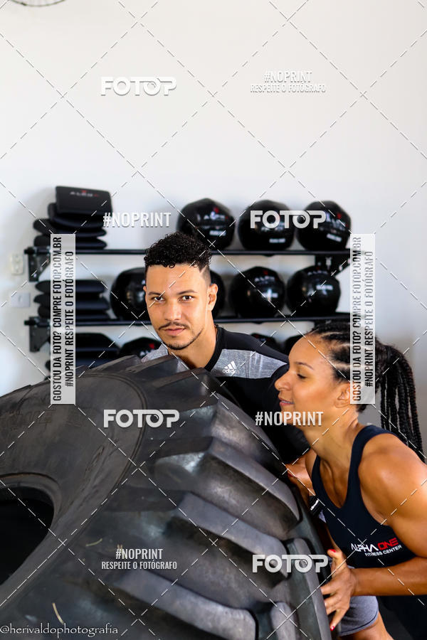 Buy your photos of the eventCROSSFIT ASSIS-SP FBIO E POLLYANA on Fotop