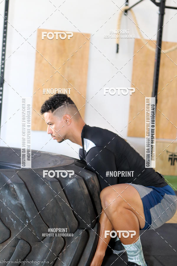 Buy your photos of the eventCROSSFIT ASSIS-SP FBIO E POLLYANA on Fotop