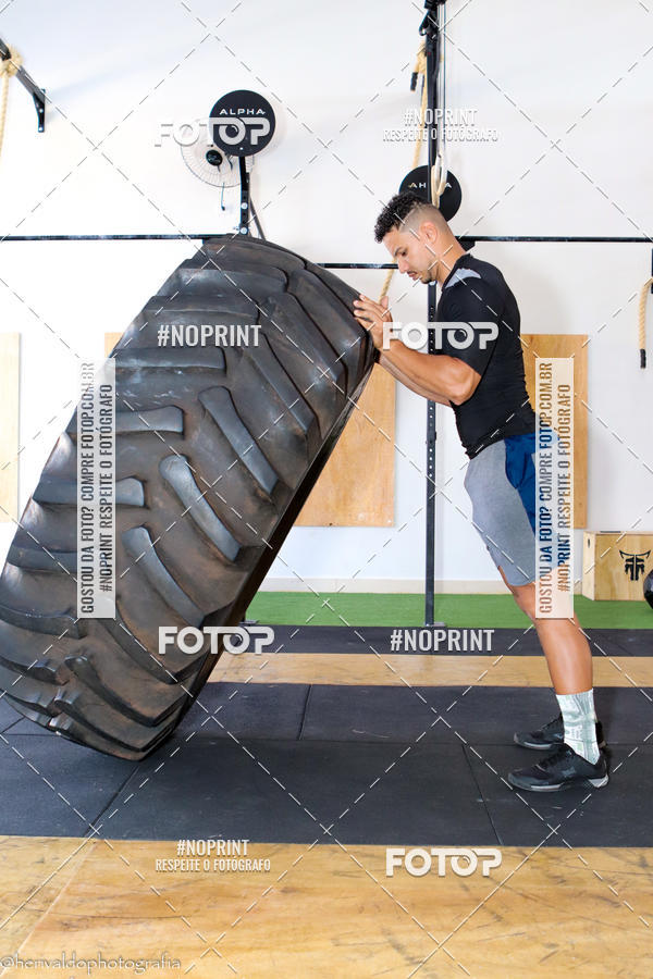 Buy your photos of the eventCROSSFIT ASSIS-SP FBIO E POLLYANA on Fotop