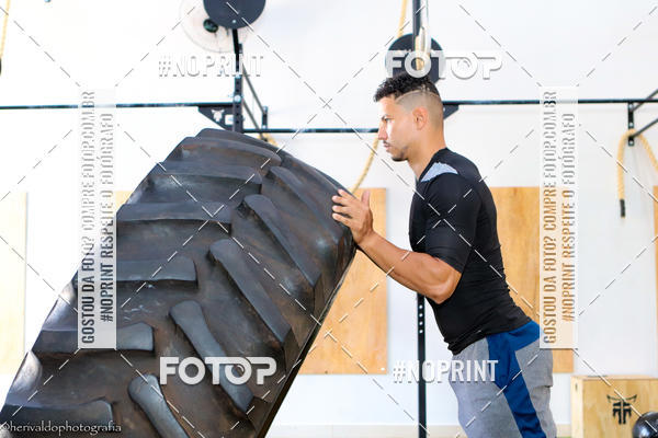 Buy your photos of the eventCROSSFIT ASSIS-SP FBIO E POLLYANA on Fotop
