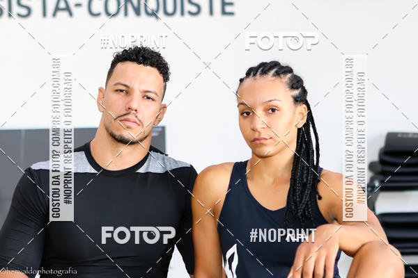 Buy your photos of the eventCROSSFIT ASSIS-SP FBIO E POLLYANA on Fotop