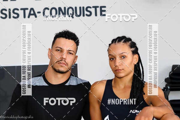 Buy your photos of the eventCROSSFIT ASSIS-SP FBIO E POLLYANA on Fotop