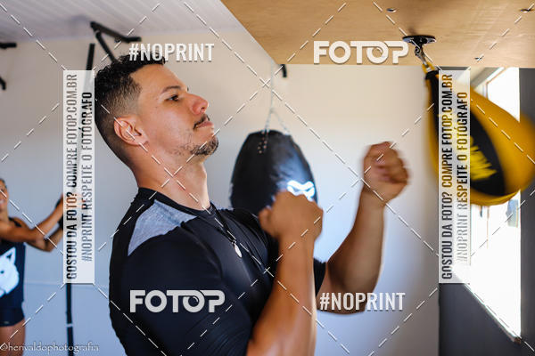 Buy your photos of the eventCROSSFIT ASSIS-SP FBIO E POLLYANA on Fotop
