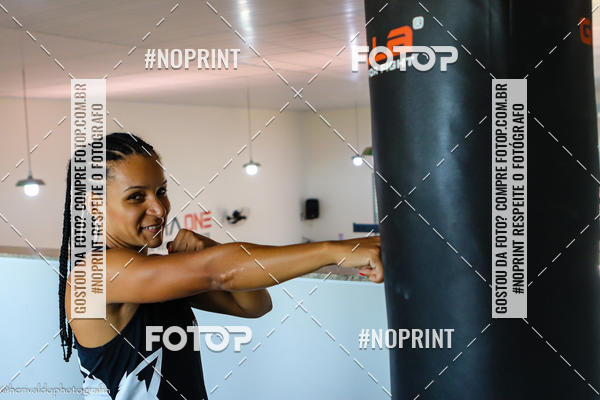 Buy your photos of the eventCROSSFIT ASSIS-SP FBIO E POLLYANA on Fotop