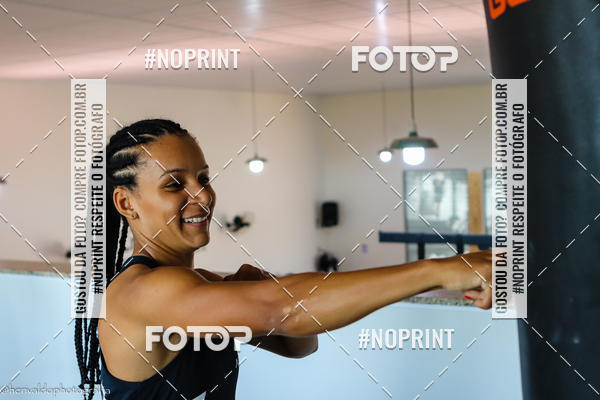 Buy your photos of the eventCROSSFIT ASSIS-SP FBIO E POLLYANA on Fotop
