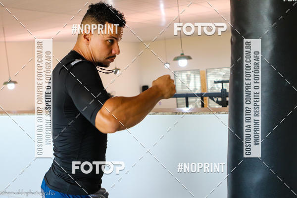 Buy your photos of the eventCROSSFIT ASSIS-SP FBIO E POLLYANA on Fotop