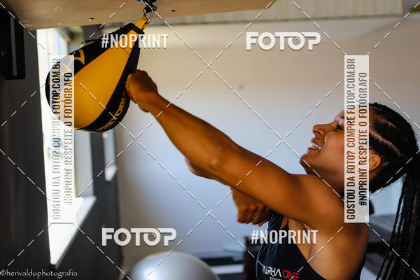 Buy your photos of the eventCROSSFIT ASSIS-SP FBIO E POLLYANA on Fotop