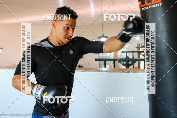 Buy your photos of the eventCROSSFIT ASSIS-SP FBIO E POLLYANA on Fotop