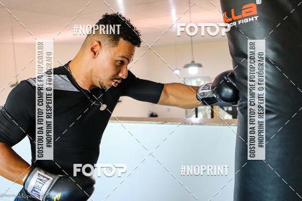 Buy your photos of the eventCROSSFIT ASSIS-SP FBIO E POLLYANA on Fotop