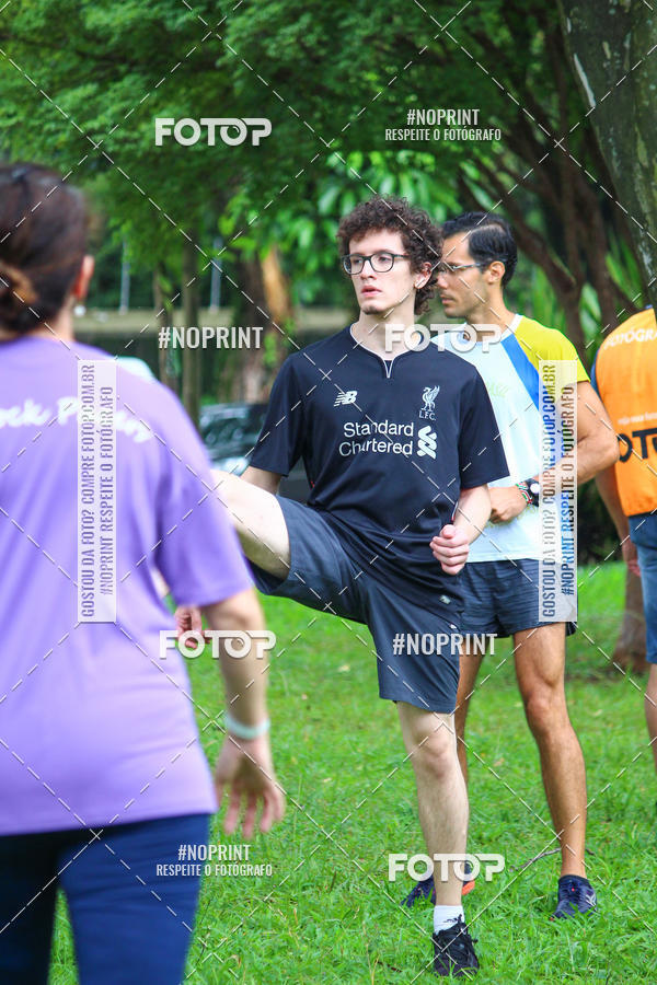 Buy your photos of the eventTreino Corre Brasil com Sorvete e Panettone (Parque Ibirapuera) on Fotop