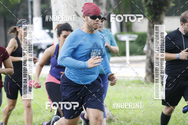 Buy your photos of the eventTreino Corre Brasil com Sorvete e Panettone (Parque Ibirapuera) on Fotop