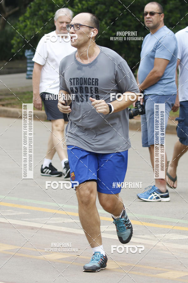 Buy your photos of the eventTreino Corre Brasil com Sorvete e Panettone (Parque Ibirapuera) on Fotop
