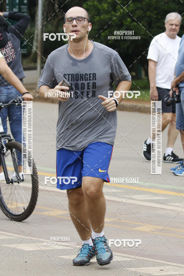 Buy your photos of the eventTreino Corre Brasil com Sorvete e Panettone (Parque Ibirapuera) on Fotop