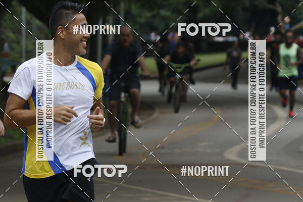 Buy your photos of the eventTreino Corre Brasil com Sorvete e Panettone (Parque Ibirapuera) on Fotop