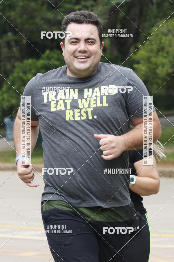 Buy your photos of the eventTreino Corre Brasil com Sorvete e Panettone (Parque Ibirapuera) on Fotop