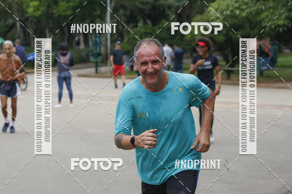Buy your photos of the eventTreino Corre Brasil com Sorvete e Panettone (Parque Ibirapuera) on Fotop