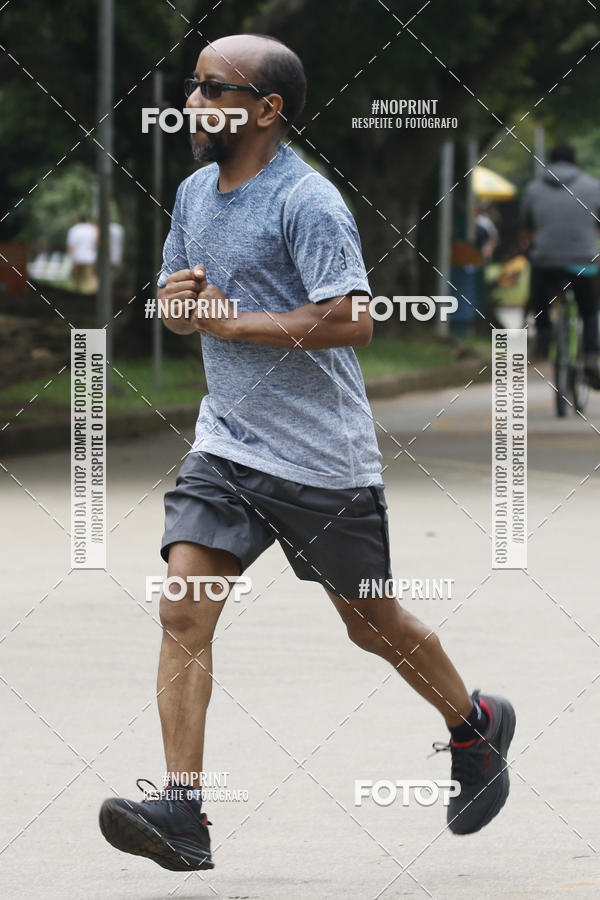 Buy your photos of the eventTreino Corre Brasil com Sorvete e Panettone (Parque Ibirapuera) on Fotop