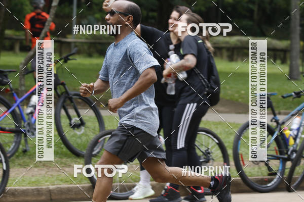Buy your photos of the eventTreino Corre Brasil com Sorvete e Panettone (Parque Ibirapuera) on Fotop
