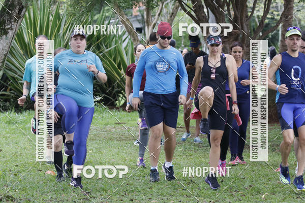 Buy your photos of the eventTreino Corre Brasil com Sorvete e Panettone (Parque Ibirapuera) on Fotop
