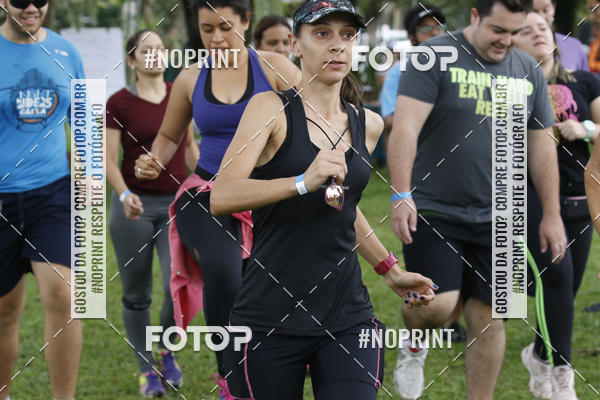 Buy your photos of the eventTreino Corre Brasil com Sorvete e Panettone (Parque Ibirapuera) on Fotop