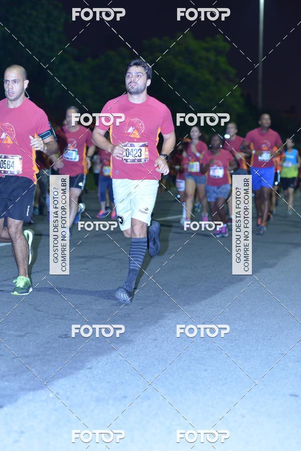 Buy your photos of the eventRun The Night - Rio de Janeiro on Fotop