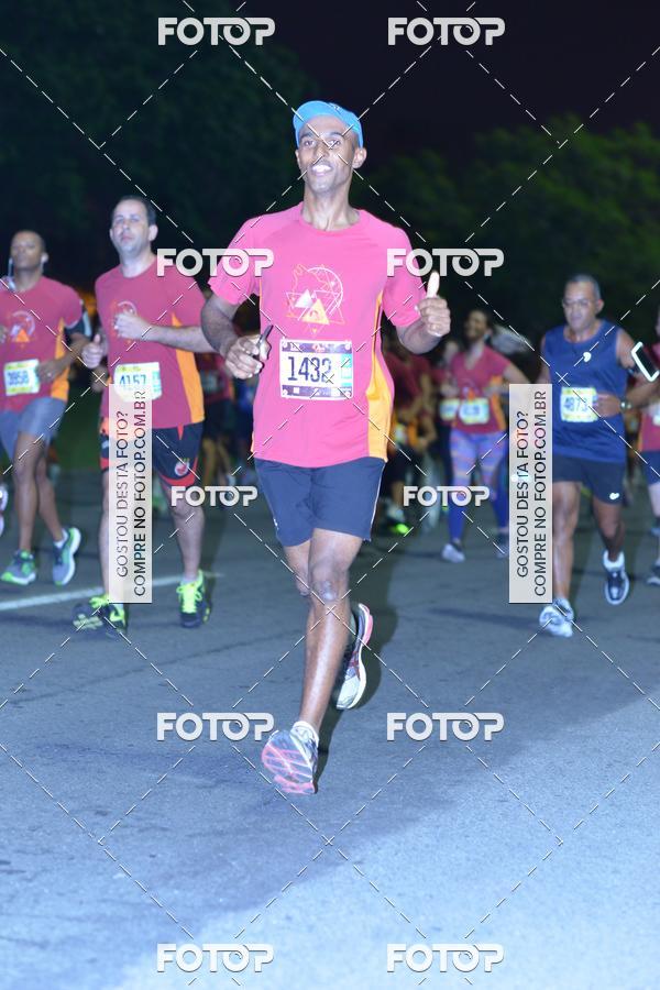 Buy your photos of the eventRun The Night - Rio de Janeiro on Fotop