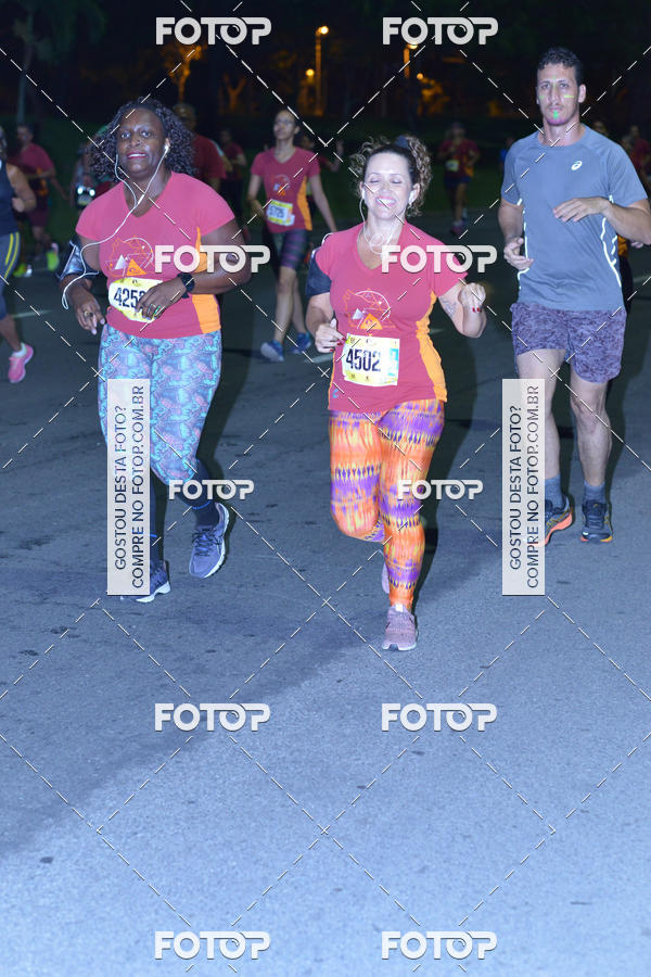 Buy your photos of the eventRun The Night - Rio de Janeiro on Fotop