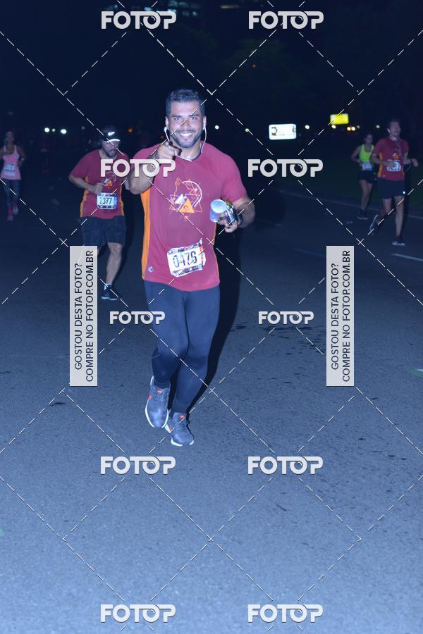 Buy your photos of the eventRun The Night - Rio de Janeiro on Fotop