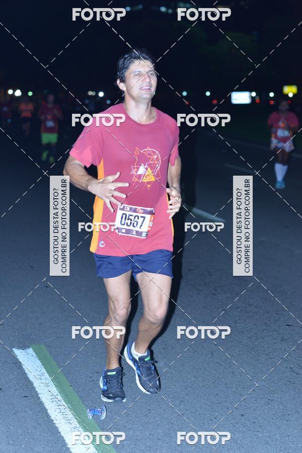 Buy your photos of the eventRun The Night - Rio de Janeiro on Fotop