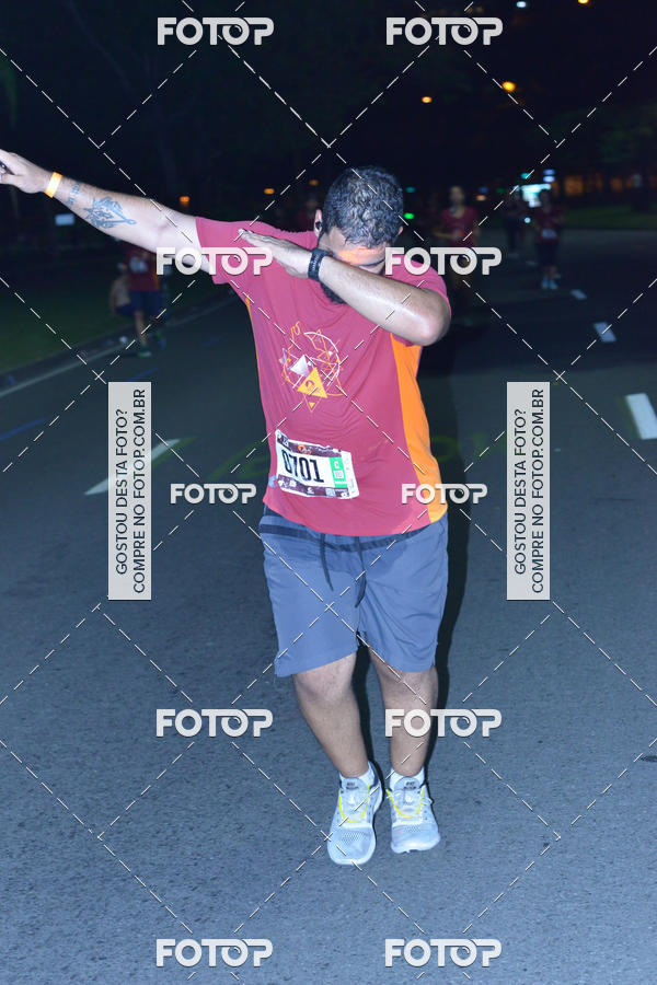 Buy your photos of the eventRun The Night - Rio de Janeiro on Fotop